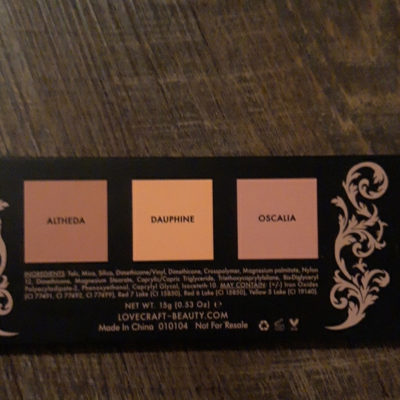 Makeup - Picture 2 of 3